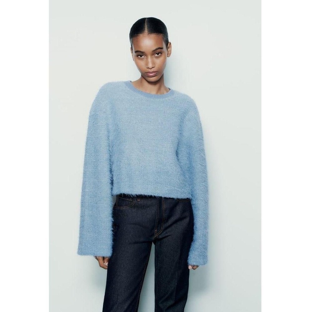 ZARA Fuzzy Knit Sweater Blue Long Bell Sleeves Cropped Top‎ Women's
Large NWT